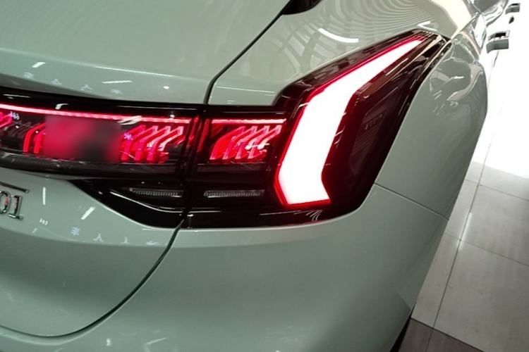Used Zeekr 001 2024 WE Edition 100 kWh Rear-Drive Right Rear Taillight