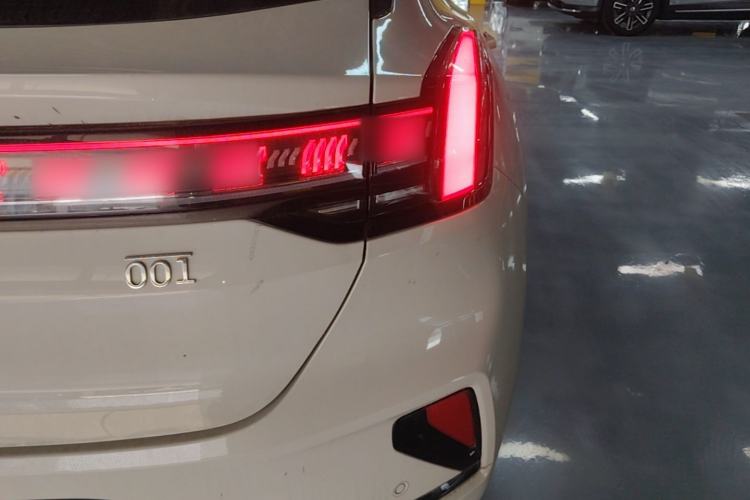 Used Zeekr 001 2024 WE Edition 100 kWh Rear-Drive Right Rear Taillight