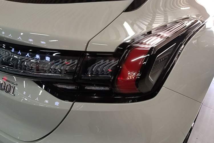 Used Zeekr 001 2024 WE Edition 95 kWh All-Wheel Drive Right Rear Taillight