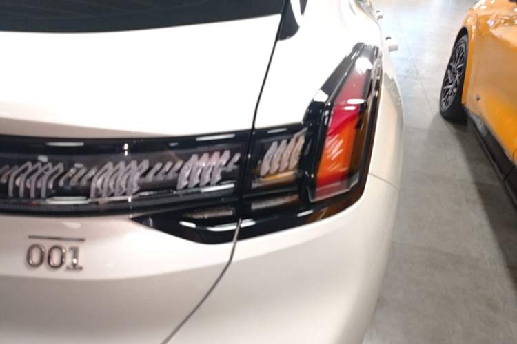Used Zeekr 001 2024 WE Edition 95 kWh All-Wheel Drive Right Rear Taillight