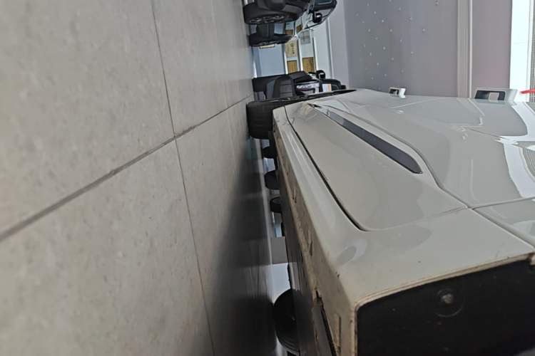 Used Zeekr 001 2024 WE Edition 95 kWh All-Wheel Drive Right Side Sill
