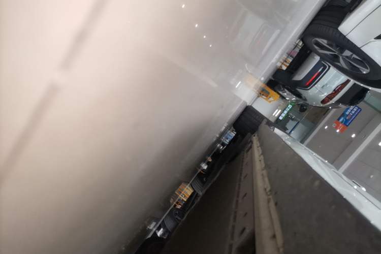 Used Zeekr 001 2024 WE Edition 100 kWh Rear-Drive Right Side Sill