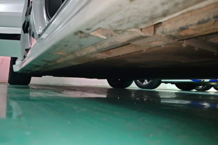 Used Zeekr 001 2024 ME Edition 100 kWh All-Wheel Drive Right Side Sill