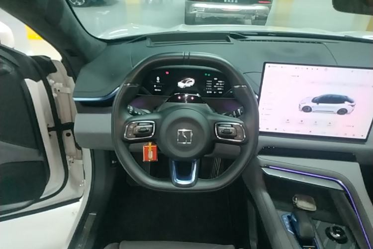 Used Zeekr 001 2024 WE Edition 100 kWh Rear-Drive Steering Wheel