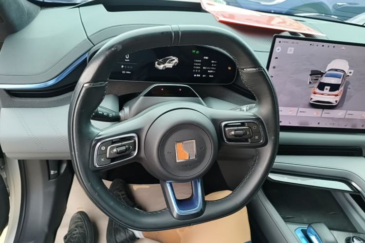 Used Zeekr 001 2024 WE Edition 100 kWh Rear-Drive Steering Wheel