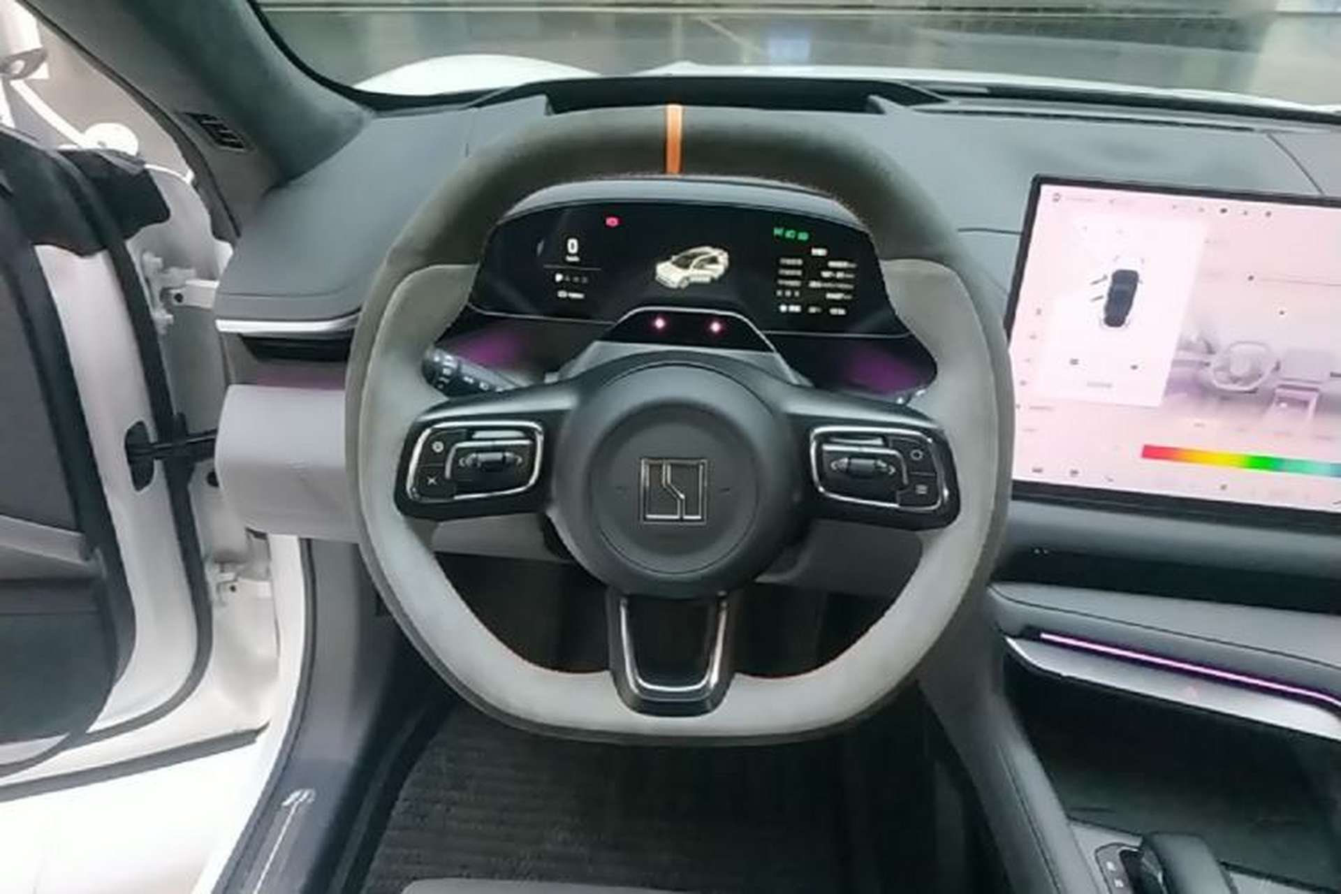 Used Zeekr 001 2024 WE Edition 95 kWh All-Wheel Drive Steering Wheel