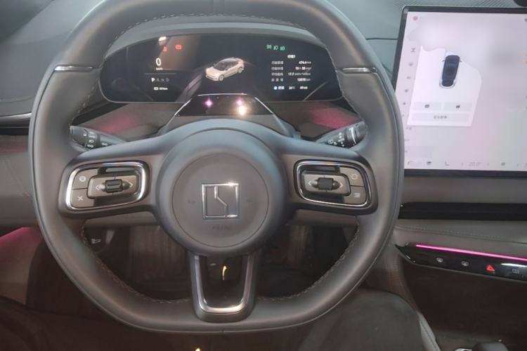 Used Zeekr 001 2024 WE Edition 100 kWh Rear-Drive Steering Wheel
