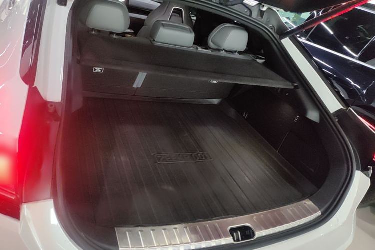 Used Zeekr 001 2024 YOU Edition 100 kWh All-Wheel Drive Trunk