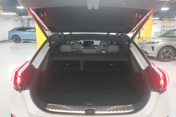 Used Zeekr 001 2024 WE Edition 100 kWh Rear-Drive Trunk