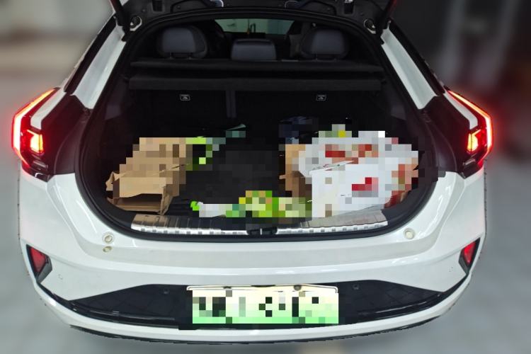 Used Zeekr 001 2024 WE Edition 100 kWh Rear-Drive Trunk