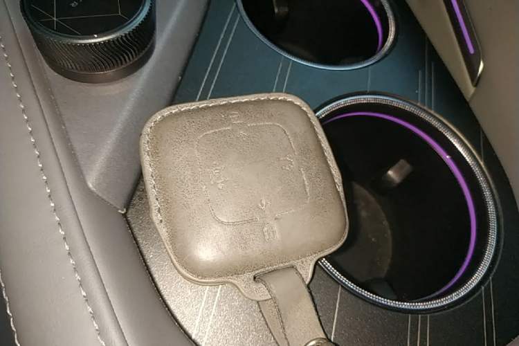 Used Zeekr 001 2024 WE Edition 95 kWh All-Wheel Drive Vehicle Key
