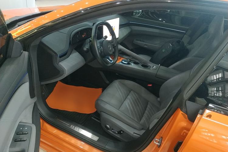 Used Zeekr 001 2024 WE Edition 95 kWh All-Wheel Drive Driver Seat