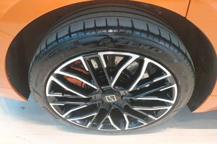 Used Zeekr 001 2024 YOU Edition 100 kWh All-Wheel Drive Exterior 5