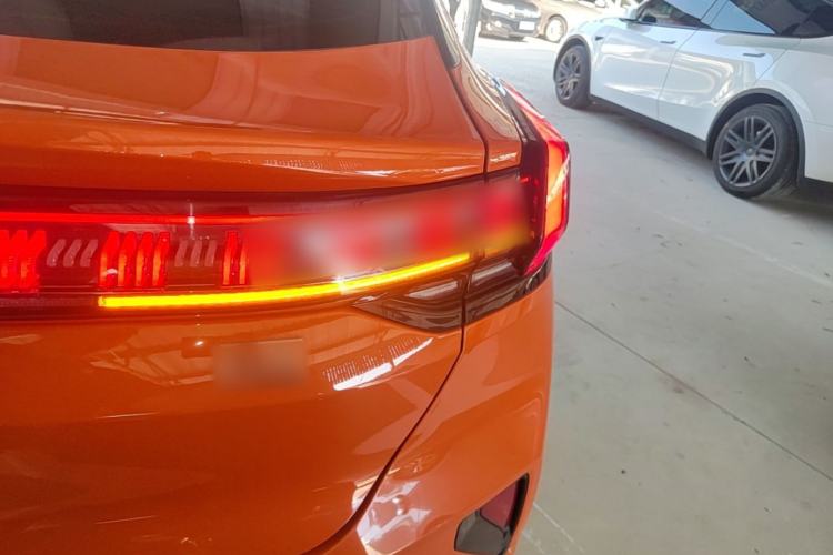 Used Zeekr 001 2024 WE Edition 95 kWh All-Wheel Drive Right Rear Taillight