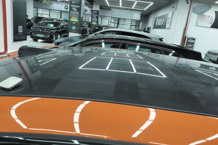 Used Zeekr 001 2024 WE Edition 100 kWh Rear-Drive Roof