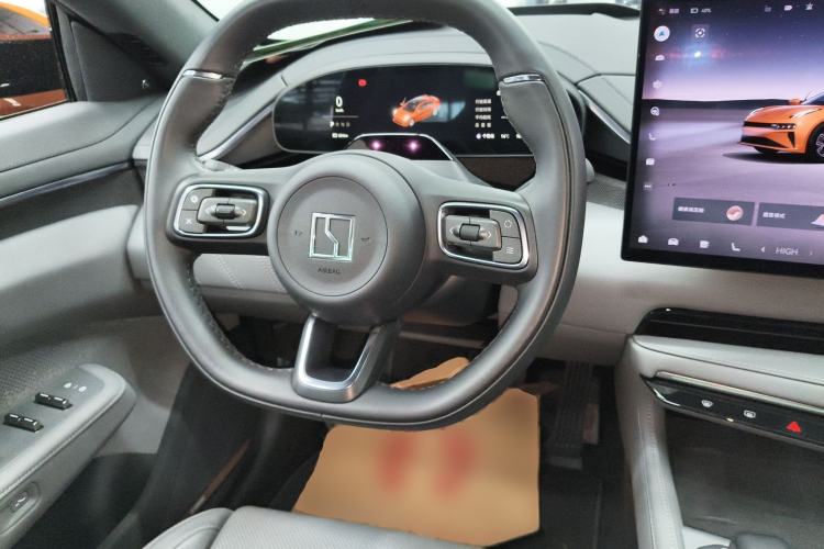Used Zeekr 001 2024 WE Edition 100 kWh Rear-Drive Steering Wheel