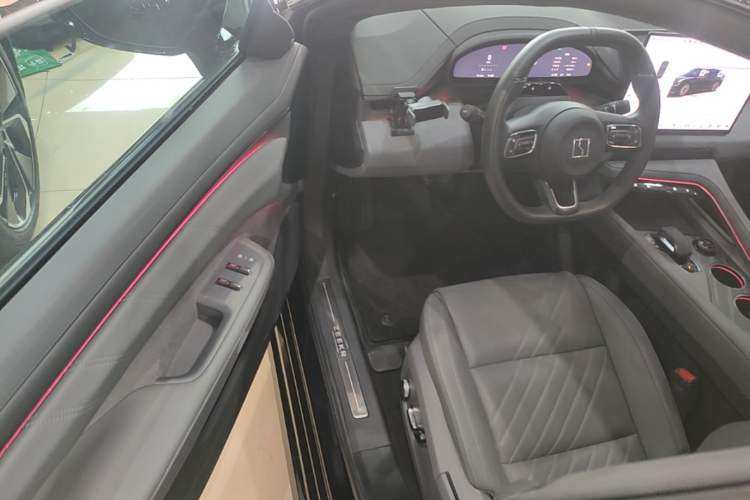 Used Zeekr 001 2025 ME Version 100 kWh All-Wheel Drive Driver Seat