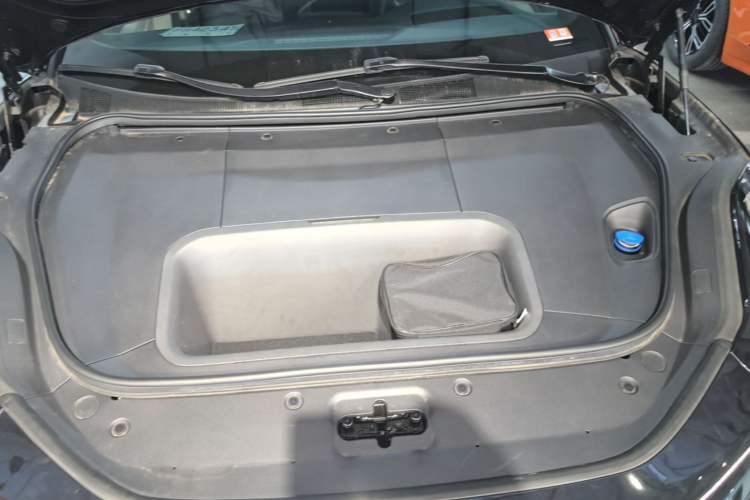 Used Zeekr 001 2025 YOU Edition 100 kWh All-Wheel Drive Engine Bay