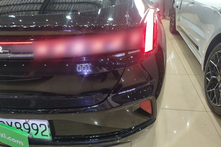 Used Zeekr 001 2025 ME Version 100 kWh All-Wheel Drive Exterior 3