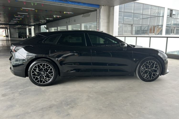 Used Zeekr 001 2025 WE Edition 95 kWh All-Wheel Drive Exterior 4