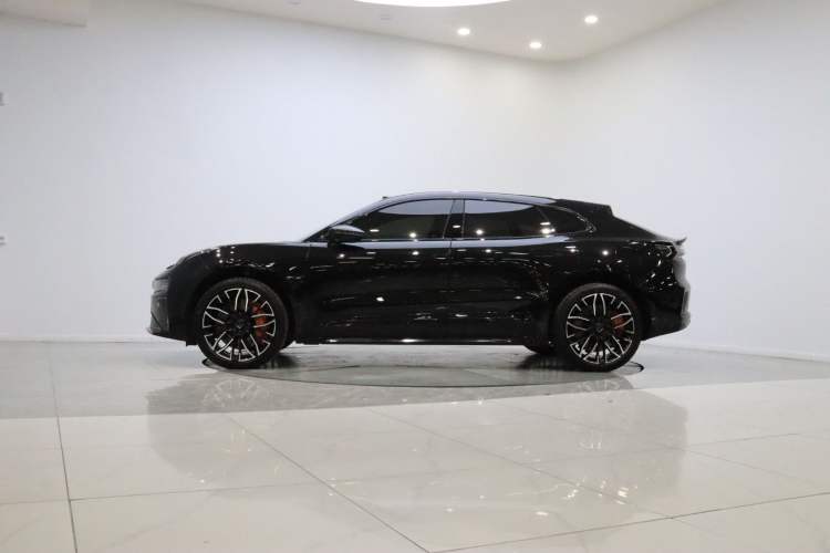 Used Zeekr 001 2025 YOU Edition 100 kWh All-Wheel Drive Exterior 4