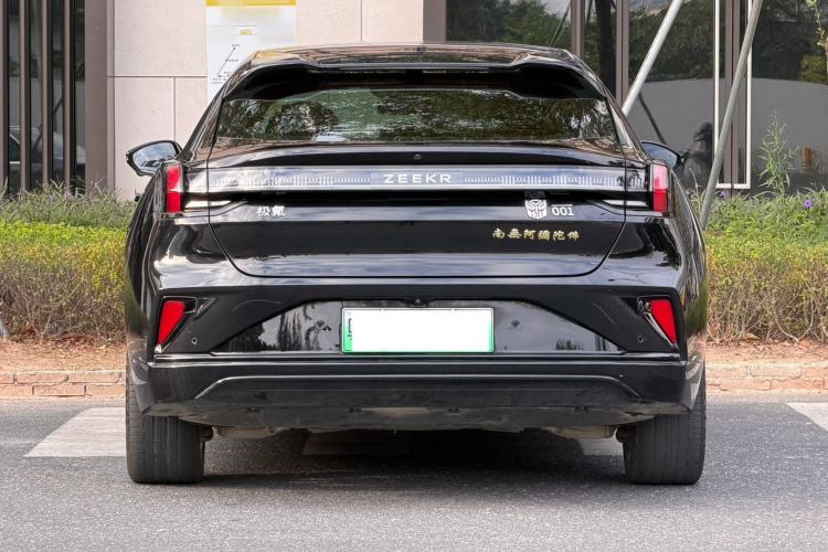 Used Zeekr 001 2025 ME Version 100 kWh All-Wheel Drive Exterior 4