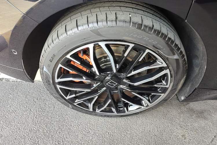 Used Zeekr 001 2025 YOU Edition 100 kWh All-Wheel Drive Exterior 5