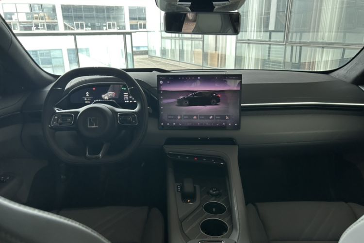 Used Zeekr 001 2025 WE Edition 95 kWh All-Wheel Drive Interior 1