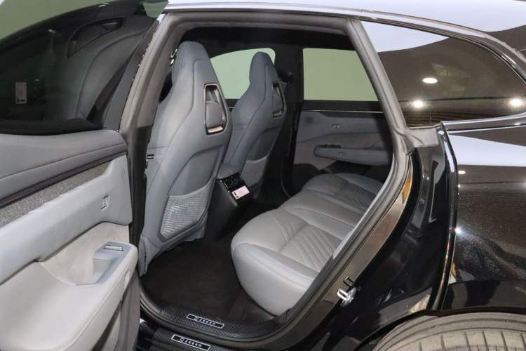 Used Zeekr 001 2025 YOU Edition 100 kWh All-Wheel Drive Interior 1