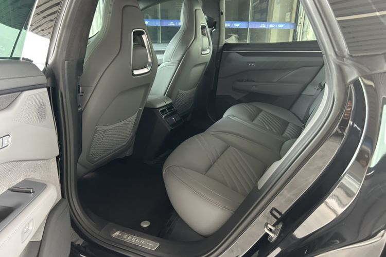Used Zeekr 001 2025 WE Edition 95 kWh All-Wheel Drive Interior 3