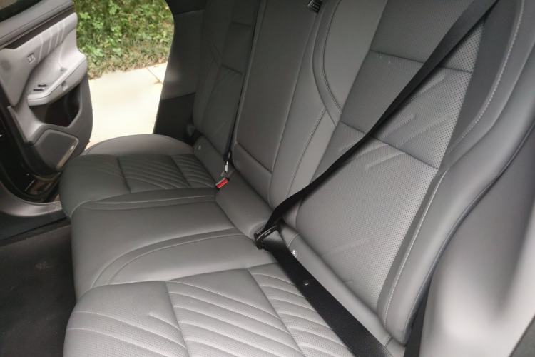 Used Zeekr 001 2025 WE Edition 95 kWh All-Wheel Drive Interior 4