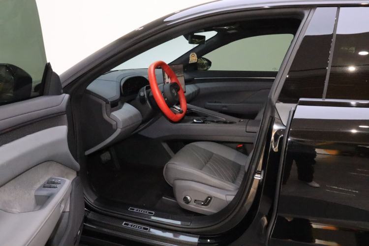 Used Zeekr 001 2025 YOU Edition 100 kWh All-Wheel Drive Left Front Seat