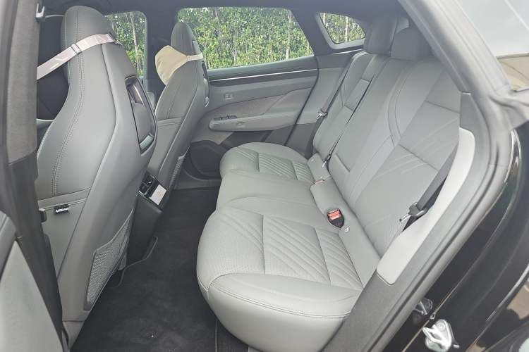 Used Zeekr 001 2025 WE Edition 95 kWh All-Wheel Drive Left Rear Seat