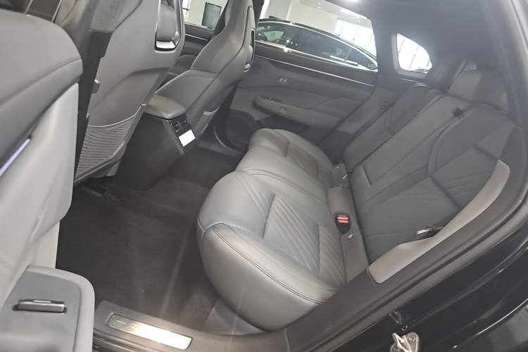 Used Zeekr 001 2025 WE Edition 95 kWh All-Wheel Drive Left Rear Seat