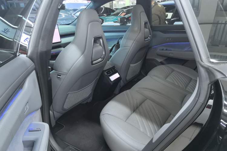 Used Zeekr 001 2025 ME Version 100 kWh All-Wheel Drive Left Rear Seat