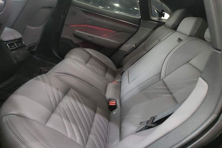 Used Zeekr 001 2025 ME Version 100 kWh All-Wheel Drive Left Rear Seat