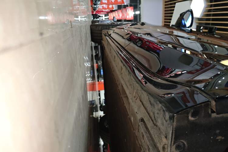 Used Zeekr 001 2025 ME Version 100 kWh All-Wheel Drive Left Side Sill