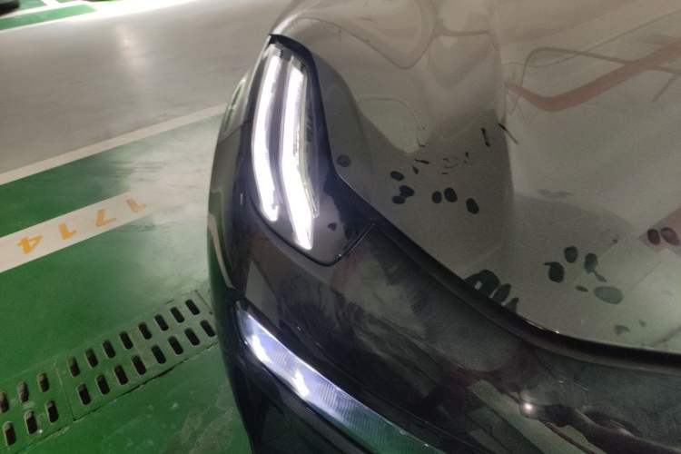 Used Zeekr 001 2025 WE Edition 95 kWh All-Wheel Drive Right Front Headlight