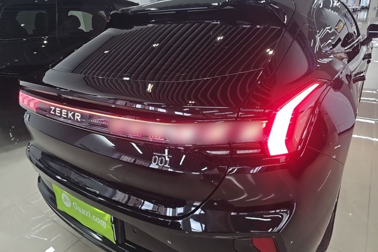 Used Zeekr 001 2025 WE Edition 95 kWh All-Wheel Drive Right Rear Taillight