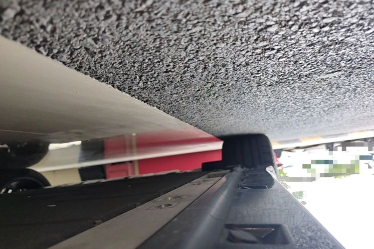 Used Zeekr 001 2025 YOU Edition 100 kWh All-Wheel Drive Right Side Sill