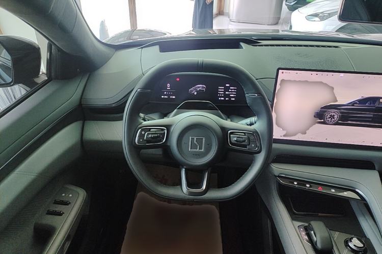 Used Zeekr 001 2025 ME Version 100 kWh All-Wheel Drive Steering Wheel