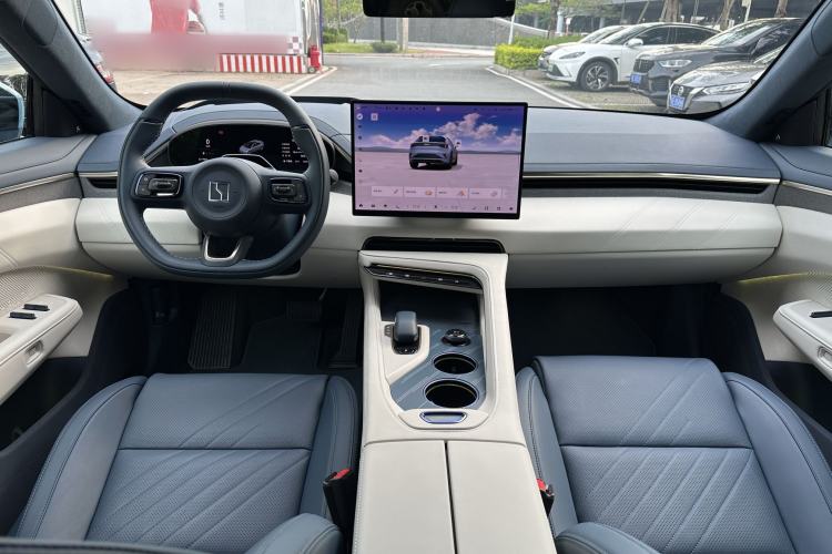Used Zeekr 001 2025 YOU Edition 100 kWh All-Wheel Drive Interior 3