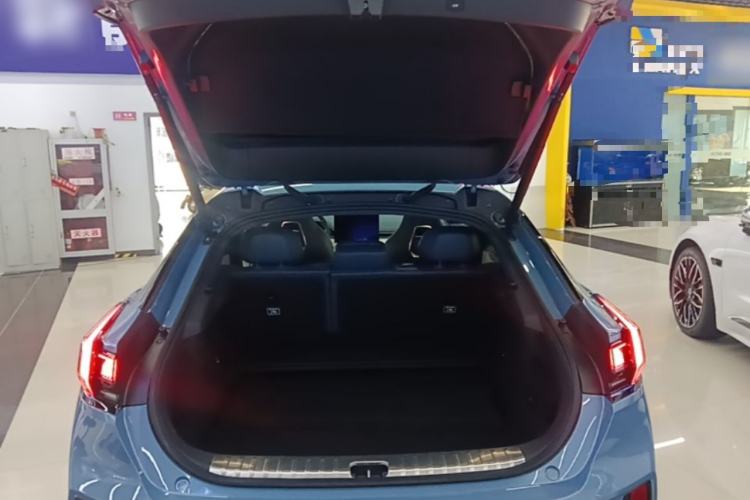 Used Zeekr 001 2025 YOU Edition 100 kWh All-Wheel Drive Trunk