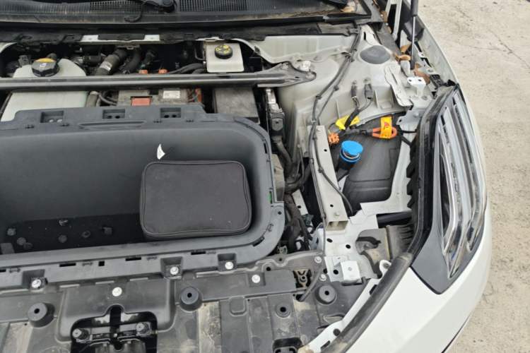 Used Zeekr 001 2025 ME Version 100 kWh All-Wheel Drive Engine Bay Left