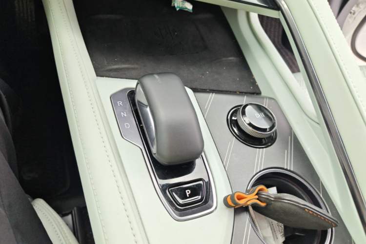 Used Zeekr 001 2025 ME Version 100 kWh All-Wheel Drive Gear Lever