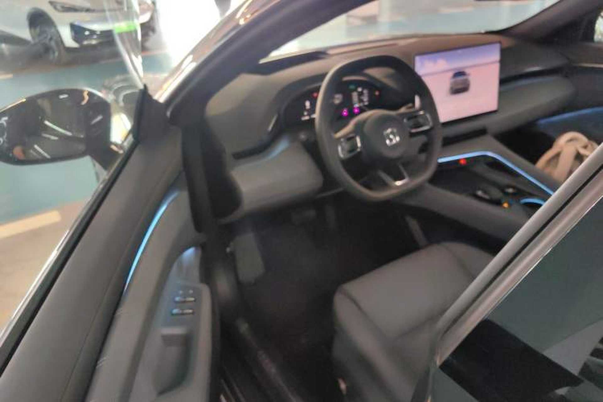 Used Zeekr 001 2025 YOU Edition 100 kWh All-Wheel Drive Driver Seat