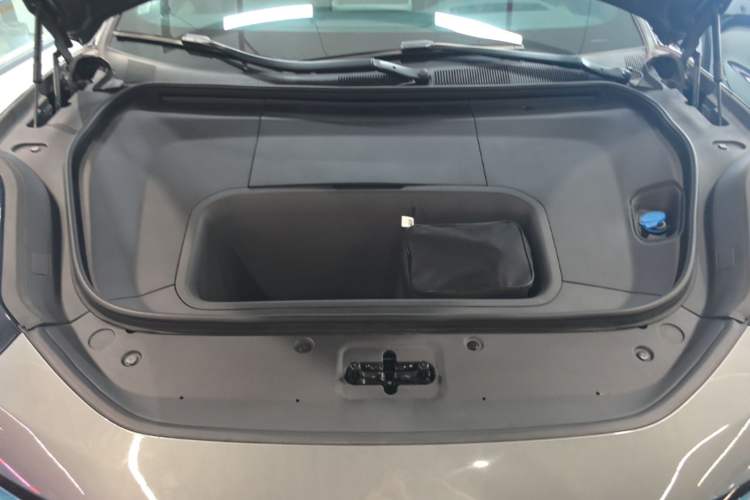 Used Zeekr 001 2025 WE Edition 100 kWh Rear-Wheel Drive Engine Bay