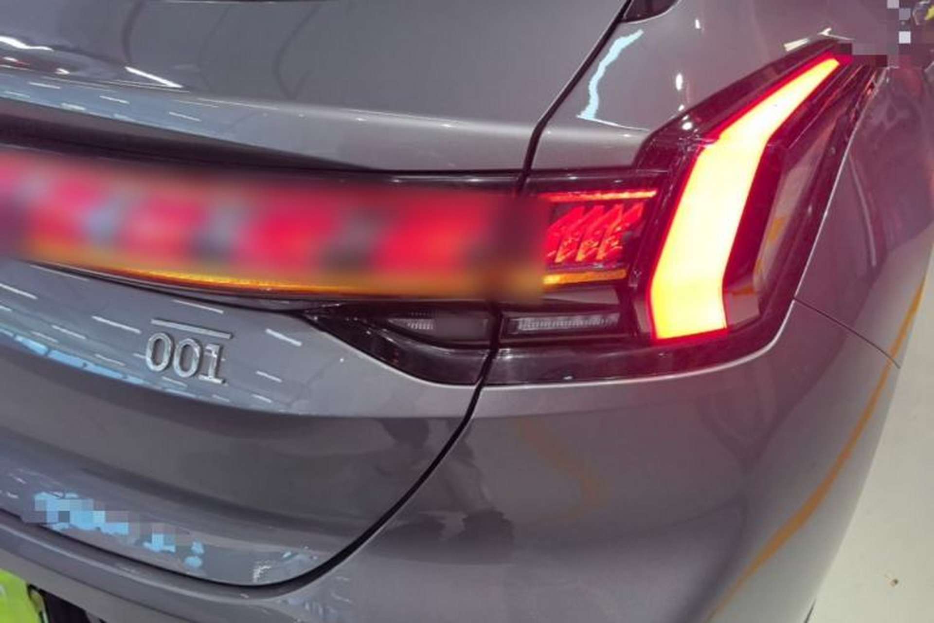 Used Zeekr 001 2025 WE Edition 100 kWh Rear-Wheel Drive Exterior 3