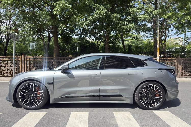 Used Zeekr 001 2025 YOU Edition 100 kWh All-Wheel Drive Exterior 7