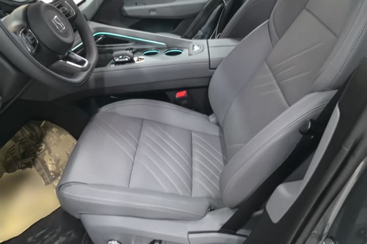 Used Zeekr 001 2025 YOU Edition 100 kWh All-Wheel Drive Left Front Seat